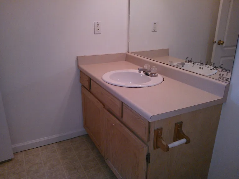 3896 W Benview Ave #D — Photo 15