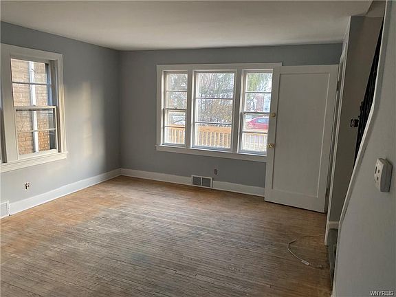 5th image of 338 Davidson Ave