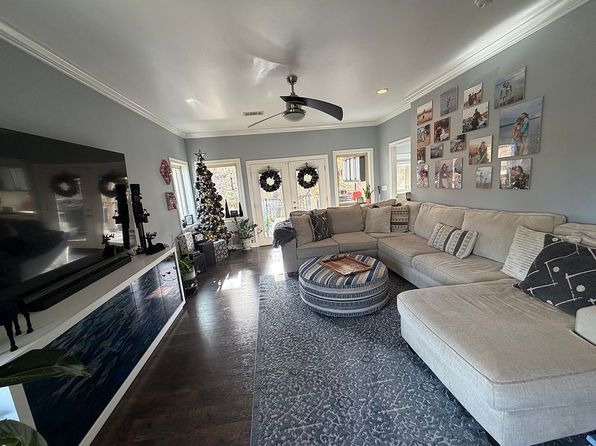 1133 Airport Rd APT A3