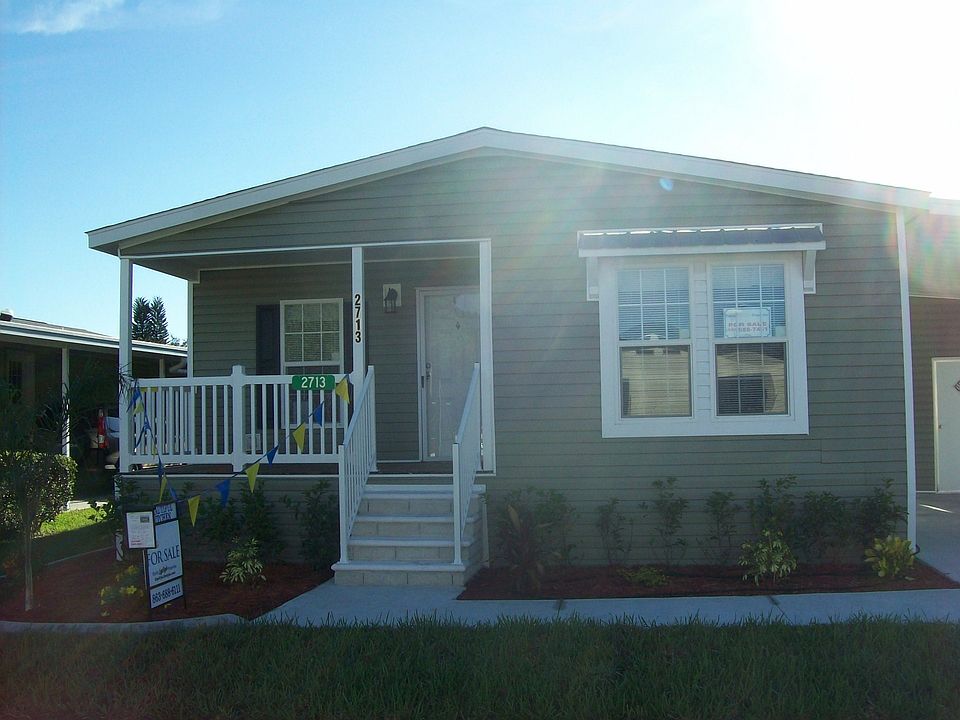 2nd image of 2713 King George Ave