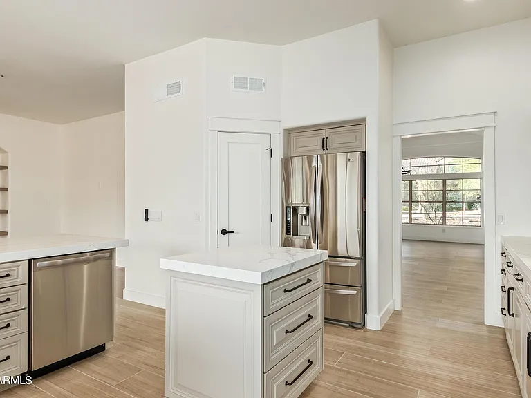 13761 E Lupine Ave — Photo 7