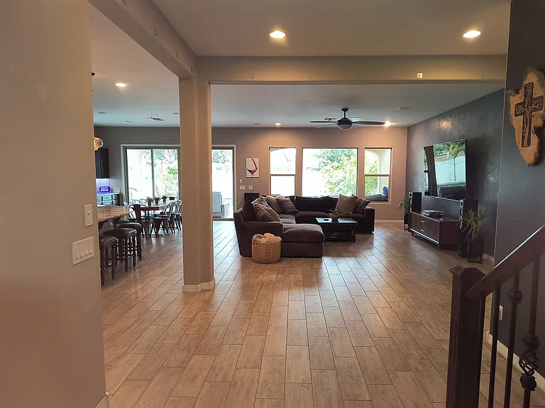 5801 S Fawn Ave — Photo 20
