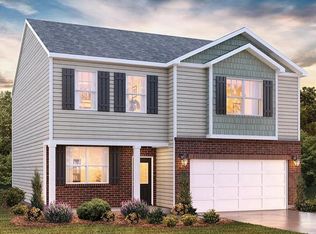 425 Grantham Ln, Charlotte, NC 28262