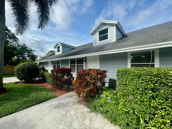 9258 GREEN MEADOWS Way, Palm Beach Gardens, FL 33418