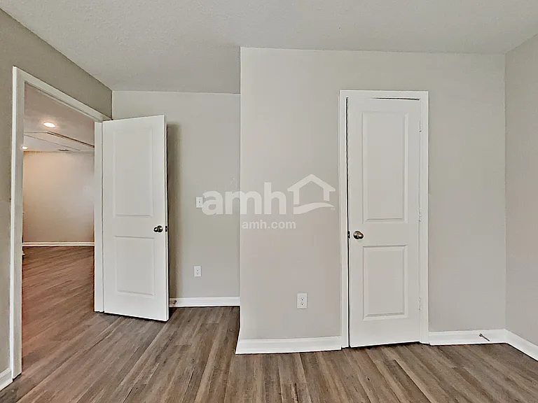 3420 Ridge Hill Pkwy — Photo 16