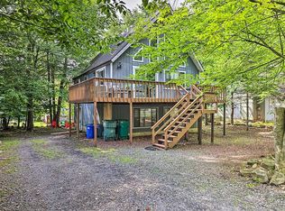 6223 Park Pl, Tobyhanna, PA