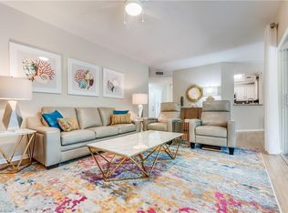 2560 Citrus Lake Dr APT V101, Naples, FL 34109