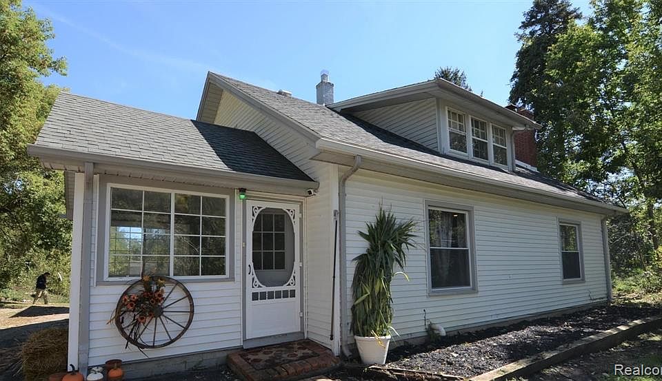 7300 Rd, Clarkston, MI 48346 Zillow
