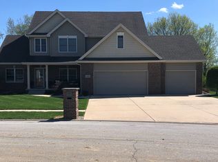 535 Hollyberry Ln, Bourbonnais, IL 60914