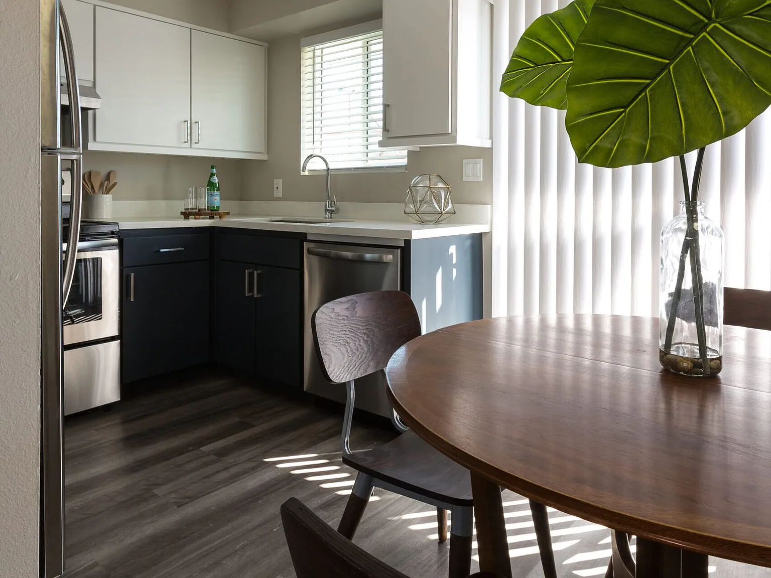 Modern patio home, pet friendly resort living in Arcadia at Urban Falls. — Photo 1
