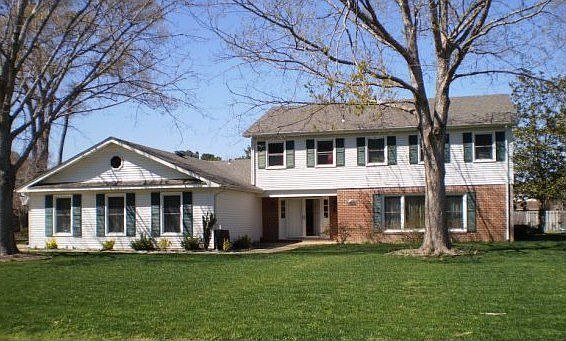 1st image of 2524 Hood Dr