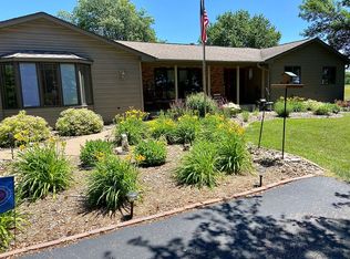 4419 230th St N, Port Byron, IL 61275