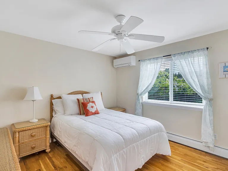 11 Georgia Pl — Photo 18