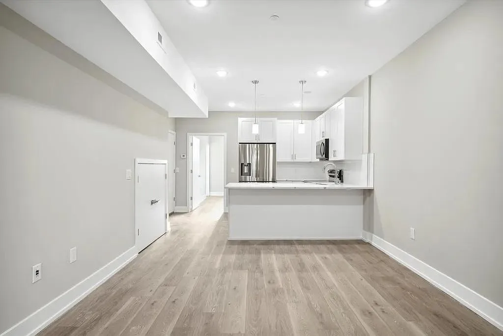 Building Photo - 2225 N 8th St #2