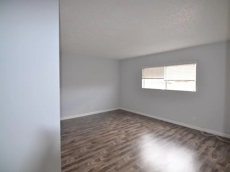3243 Portola Ave #3 — Photo 3
