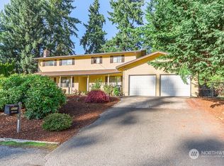 9203 32nd St E, Edgewood, WA 98371