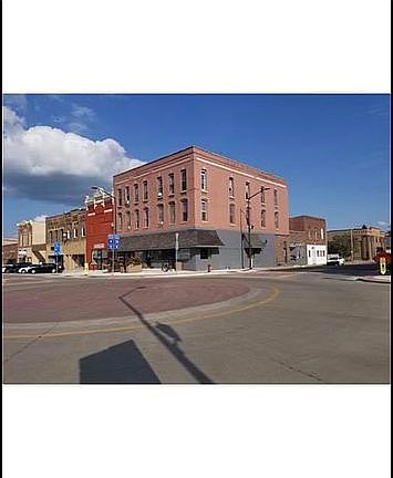 3rd image of 600 1st Ave S