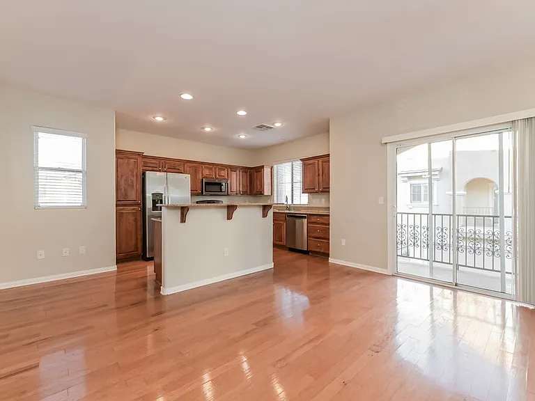 3437 Rock Face Ct — Photo 7