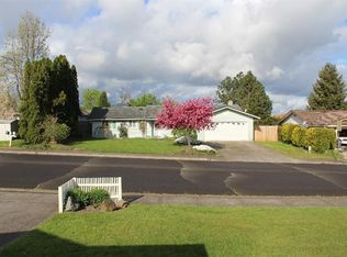 2747 Tahitian Ave, Medford, OR
