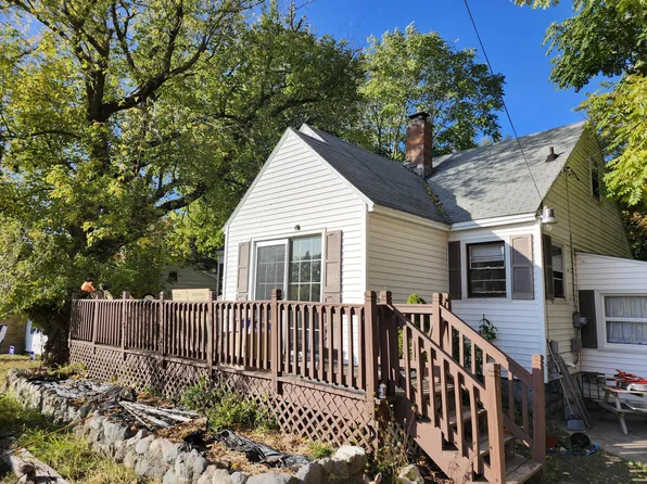 820 Oak St, Manistee, MI 49660