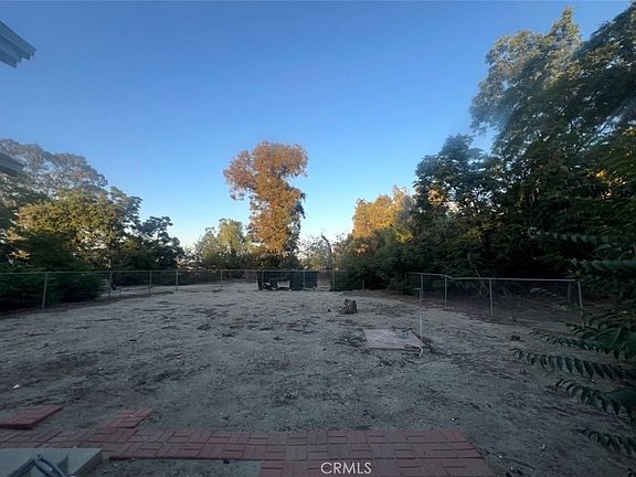 5th image of 11139 Laurel Ave