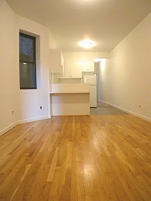 Rented by Glasser Realty LLC | media 17