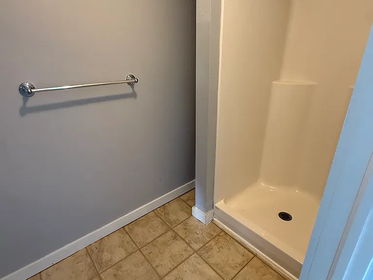 2415 US Route 7 N #6 — Photo 3