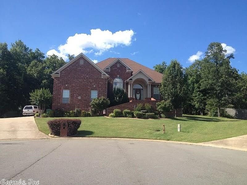 1st image of 18 Danya Dr