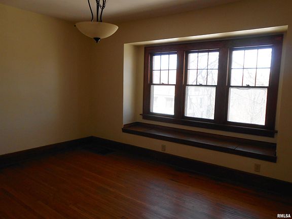 3rd image of 2501 East St