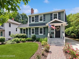 122 Logan Ave, Geneva, IL 60134