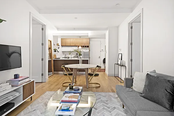 Rented by Compass | media 7