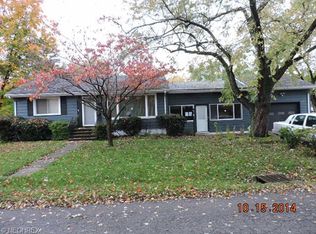 702 Peffer Ave, Niles, OH 44446