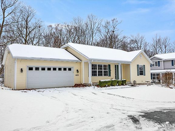 3rd image of 4033 Timberland Dr SE