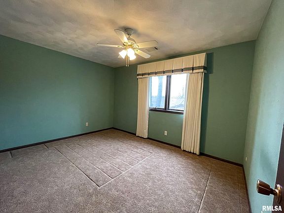 5th image of 1299 48th Ave APT 9
