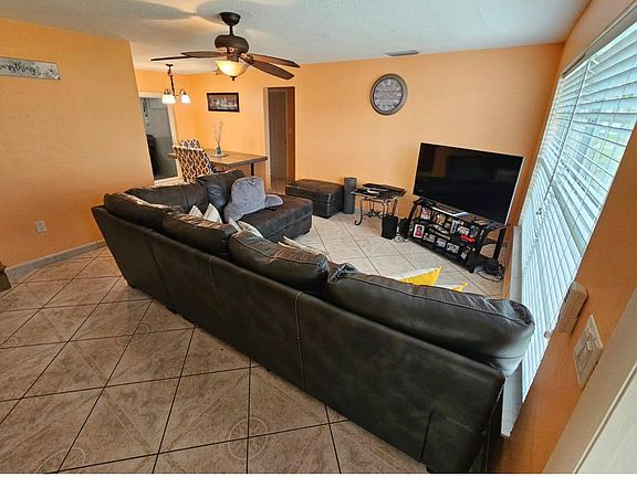2nd image of 6865 NW 27th Ct