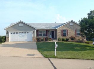 110 Stable Ridge Dr, Troy, MO 63379