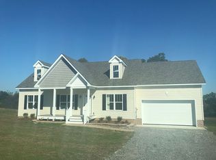 156 Clements Dr, Tappahannock, VA 22560