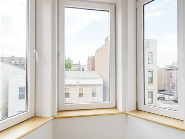220 Eckford St, Brooklyn, NY 11222
