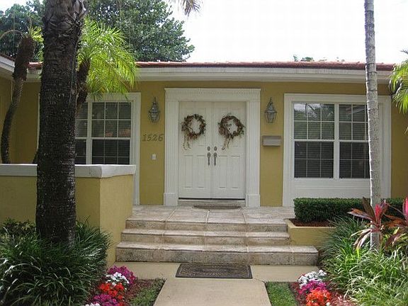 3rd image of 1526 Certosa Ave
