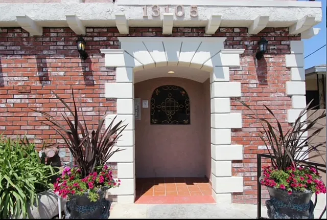 13105 Kornblum Ave — Photo 4