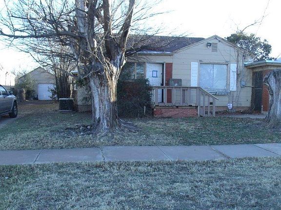 2nd image of 117 College Dr