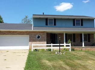 8873 Blitzen Rd NW #2, North Canton, OH 44720