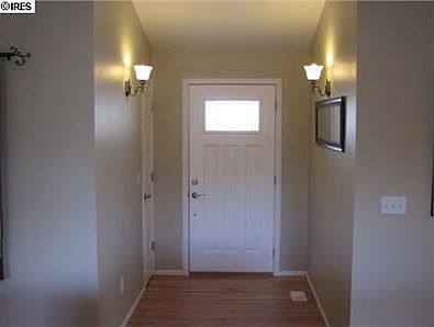 5th image of 228 52nd Ave