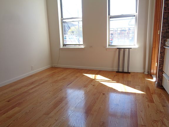 3rd image of 4309 31st Ave APT 2F