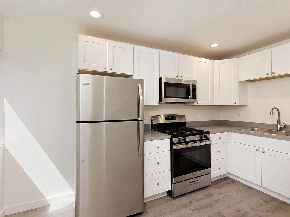 1406-1408-1410 Allston Way