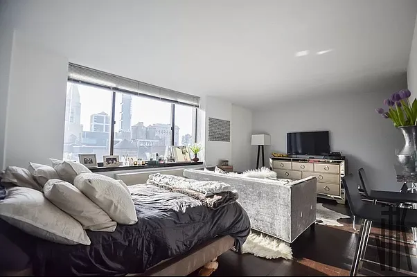 Rented by Compass | media 2