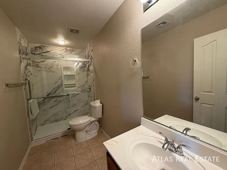 1925 S McConnell Dr — Photo 10