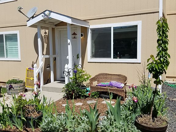 inviting front entrance