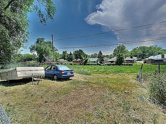 2nd image of 1545 W Glenrose Dr