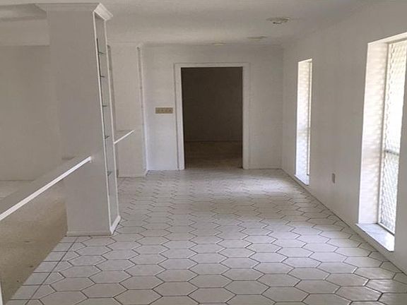 5th image of 3740 Torrey Pines Blvd